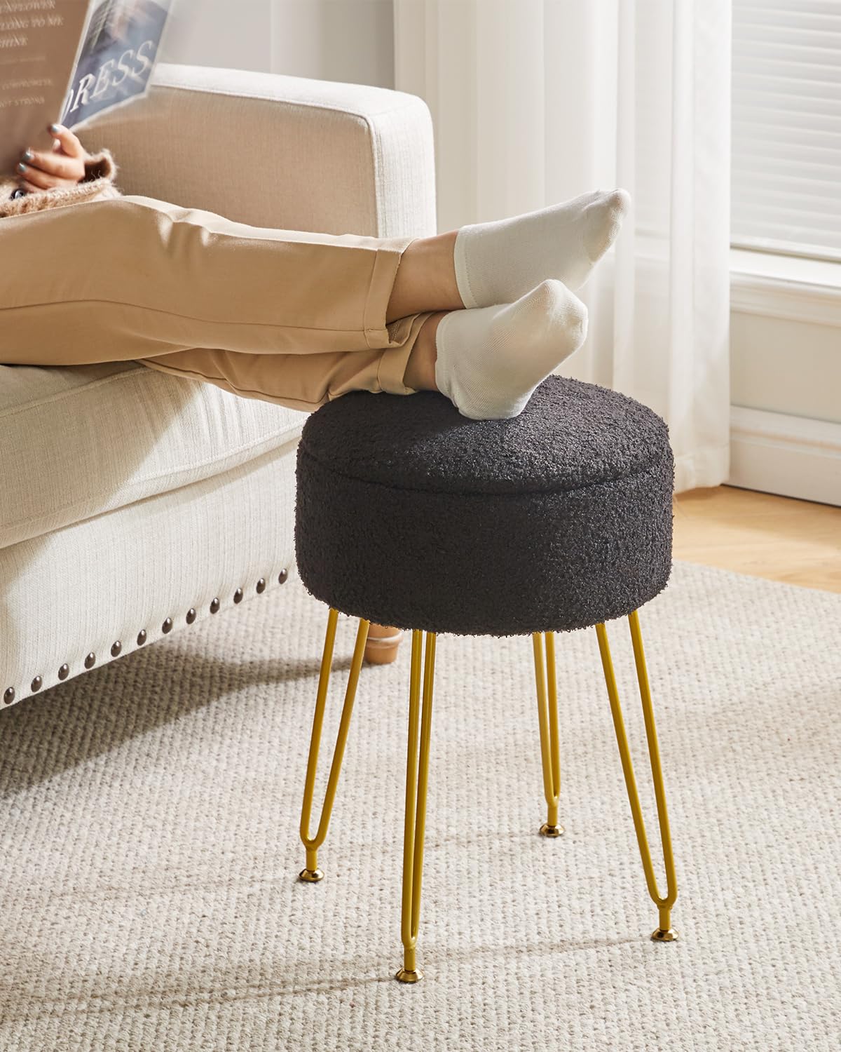 IBUYKE Makeup Vanity Stool, Teddy Velvet Storage Ottoman, Black WBD010B
