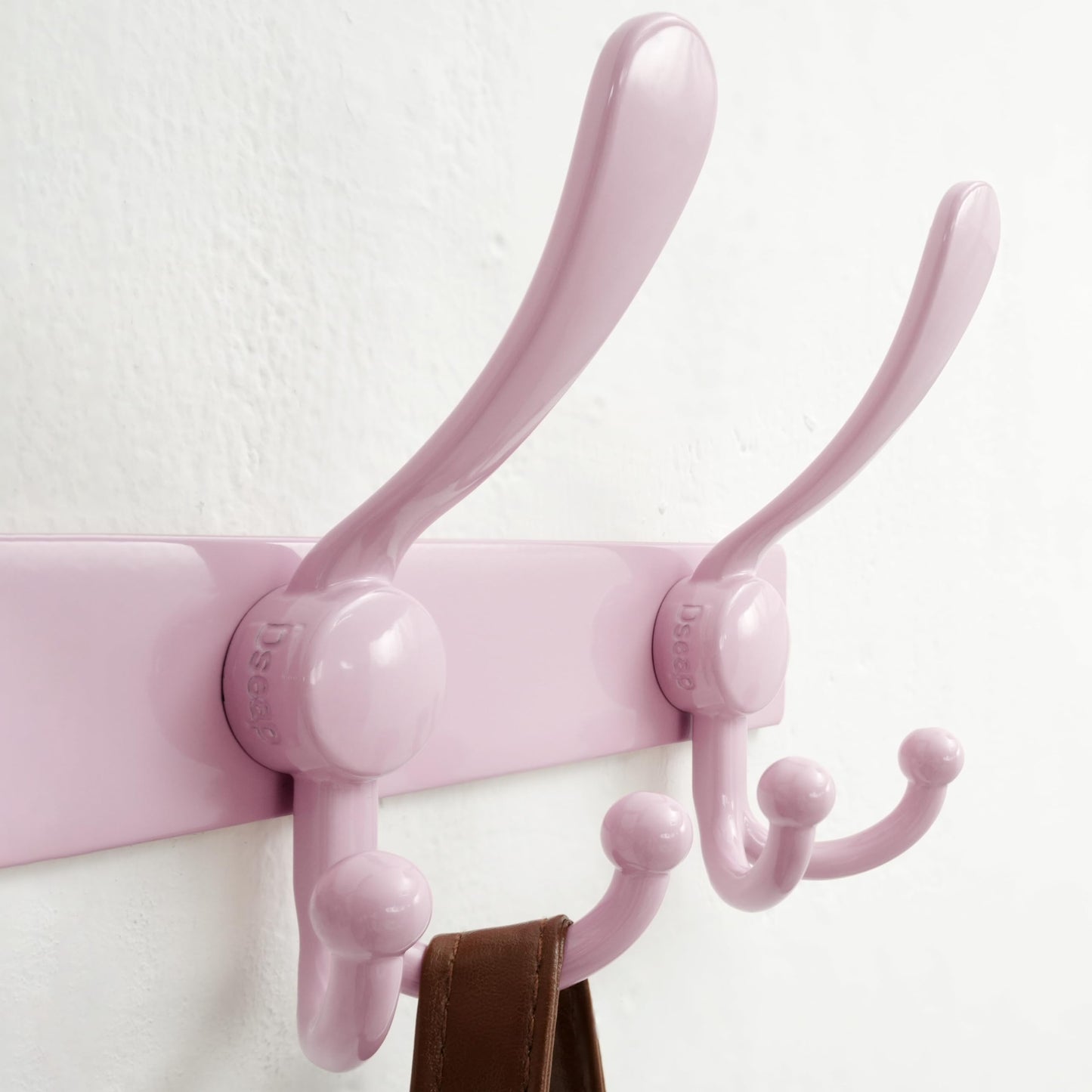 Dseap Coat Rack Wall Mount, Heavy Duty 2.5mm Base vs Flimsy 1mm, Double-Thick Solid Anti-Snap Hooks