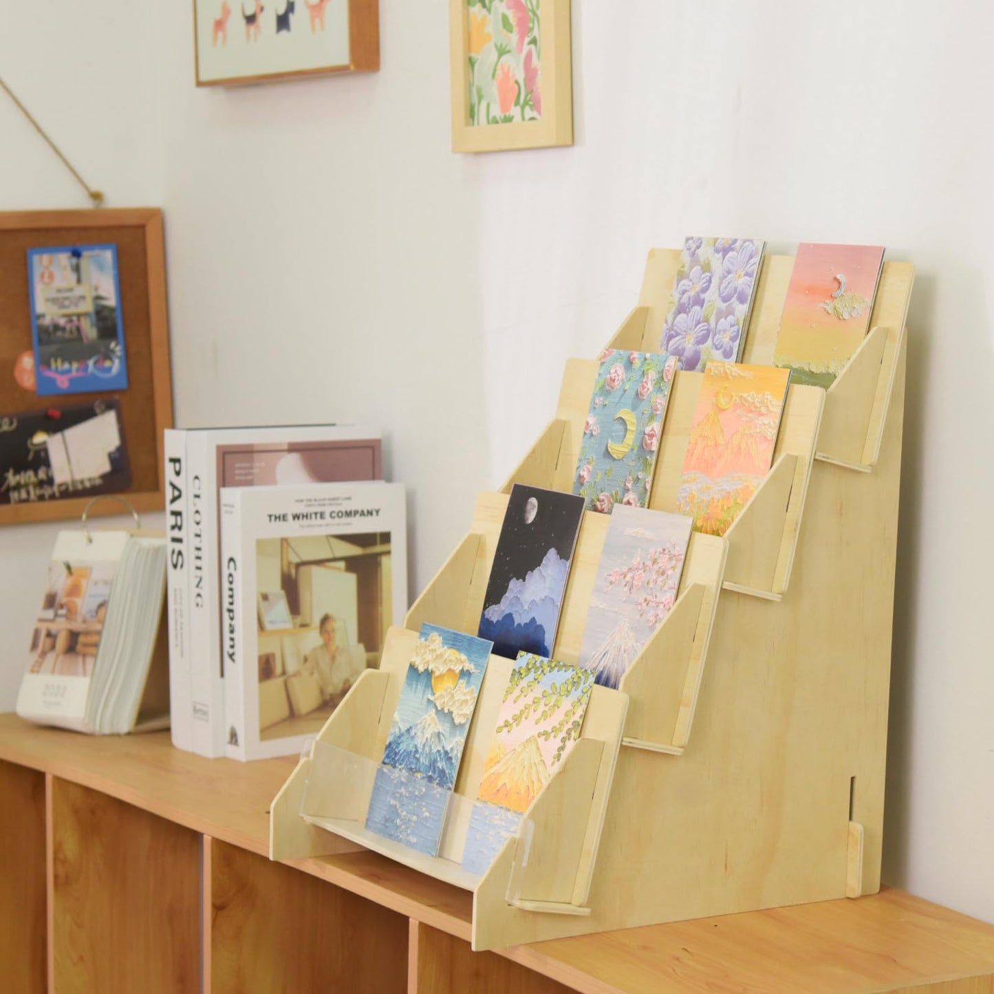 SSYYGET Greeting Card Display Stand, 4 Tier Postcard Display Stand, Portable Card Display Rack, Wooden Retail Display Holder, Magazine Organizer Rack