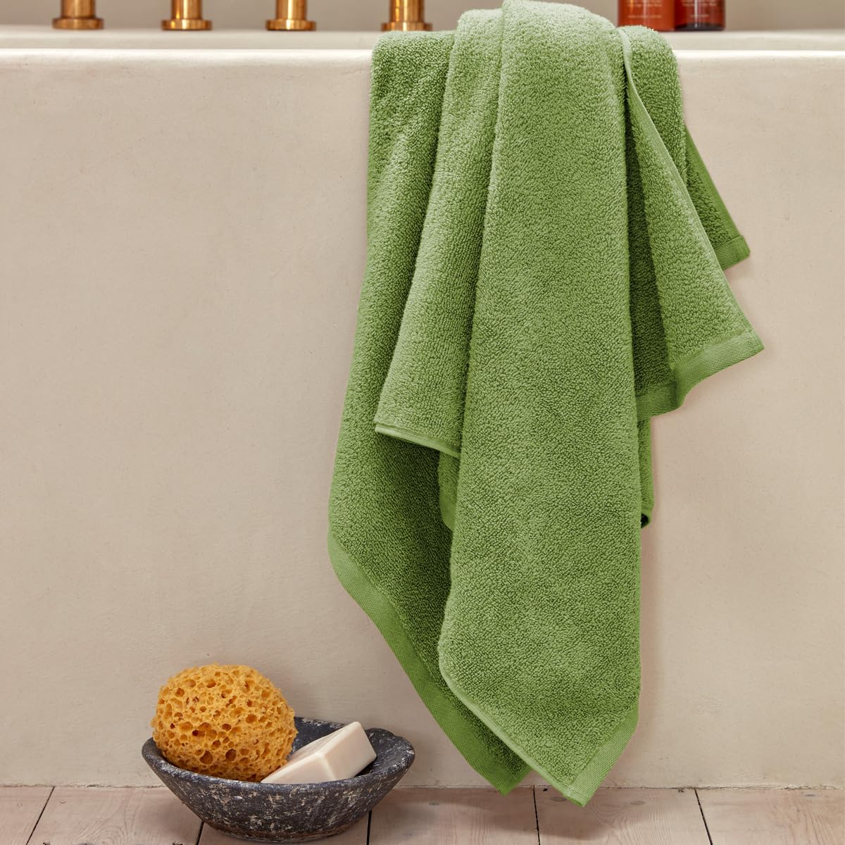 Christy Cirrus Family Towel Set | 6 Pieces | 2 Hand 2 Bath Towels 2 Bath Sheets | Quick Dry | Super Soft and Fluffy