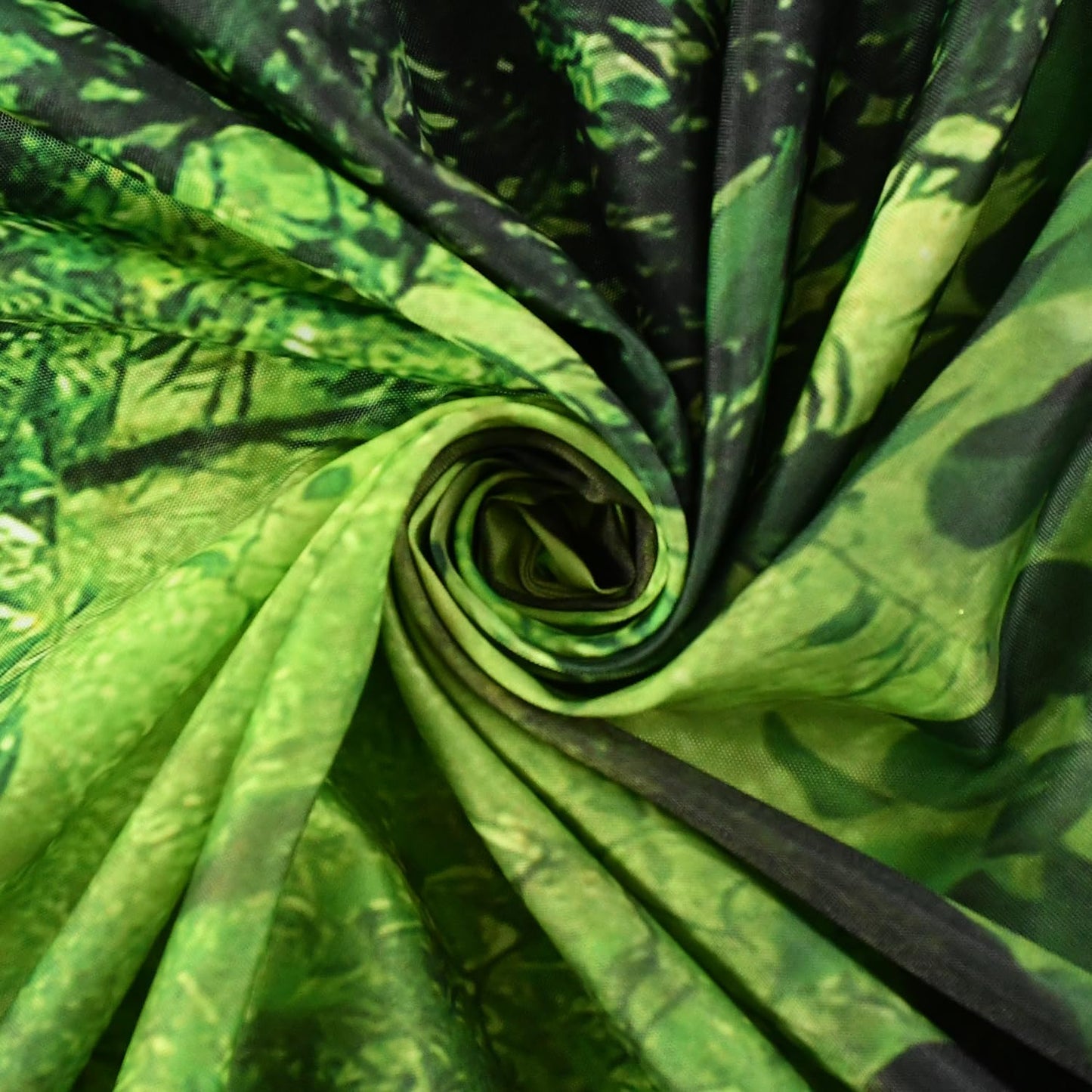 SDOTPMT 180x180cm Magic Forest Shower Curtain Fairytale Fantasy Jungle Tree Green Plant Grassland Bath Curtain Natural Landscape Bathtub Curtain for