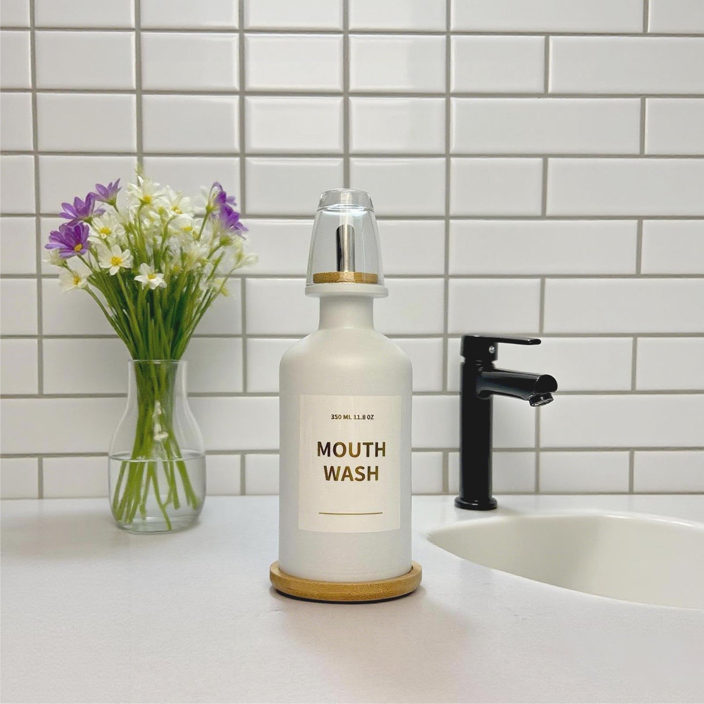 Yumzxin 11.8OZ Glass Mouthwash Bottle with Bamboo Tray & Stainless Steel Nozzle, Refillable Bathroom Organizer, Essential Oil Dispenser