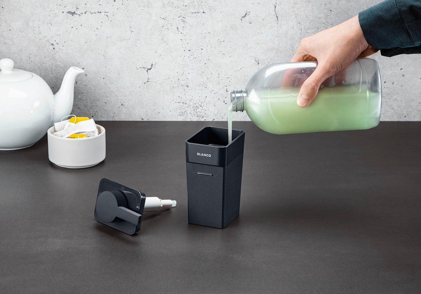 BLANCO Worktop Organizer soap dispenser | For kitchen sinks | 200 ml capacity | Washing-up liquid, soap, cleaning agents