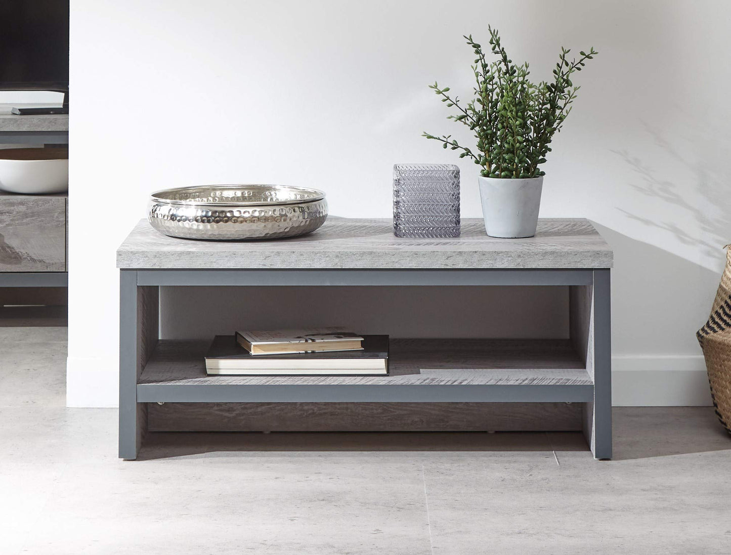 GFW Boston Grey Wood Effect Coffee Table with Shelf, Industrial Style Coffee Table with Storage Shelf, Modern Living Room Furniture
