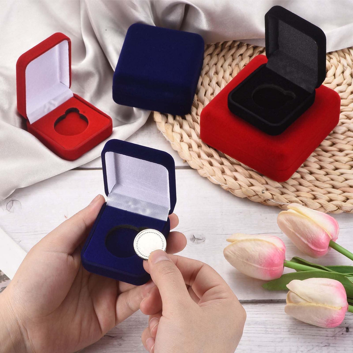 PATIKIL Velvet Challenge Coin Presentation Display Box, 30mm Coin Display Case Badge Gift Storage Protective Holder for Commemorative Medals Tokens