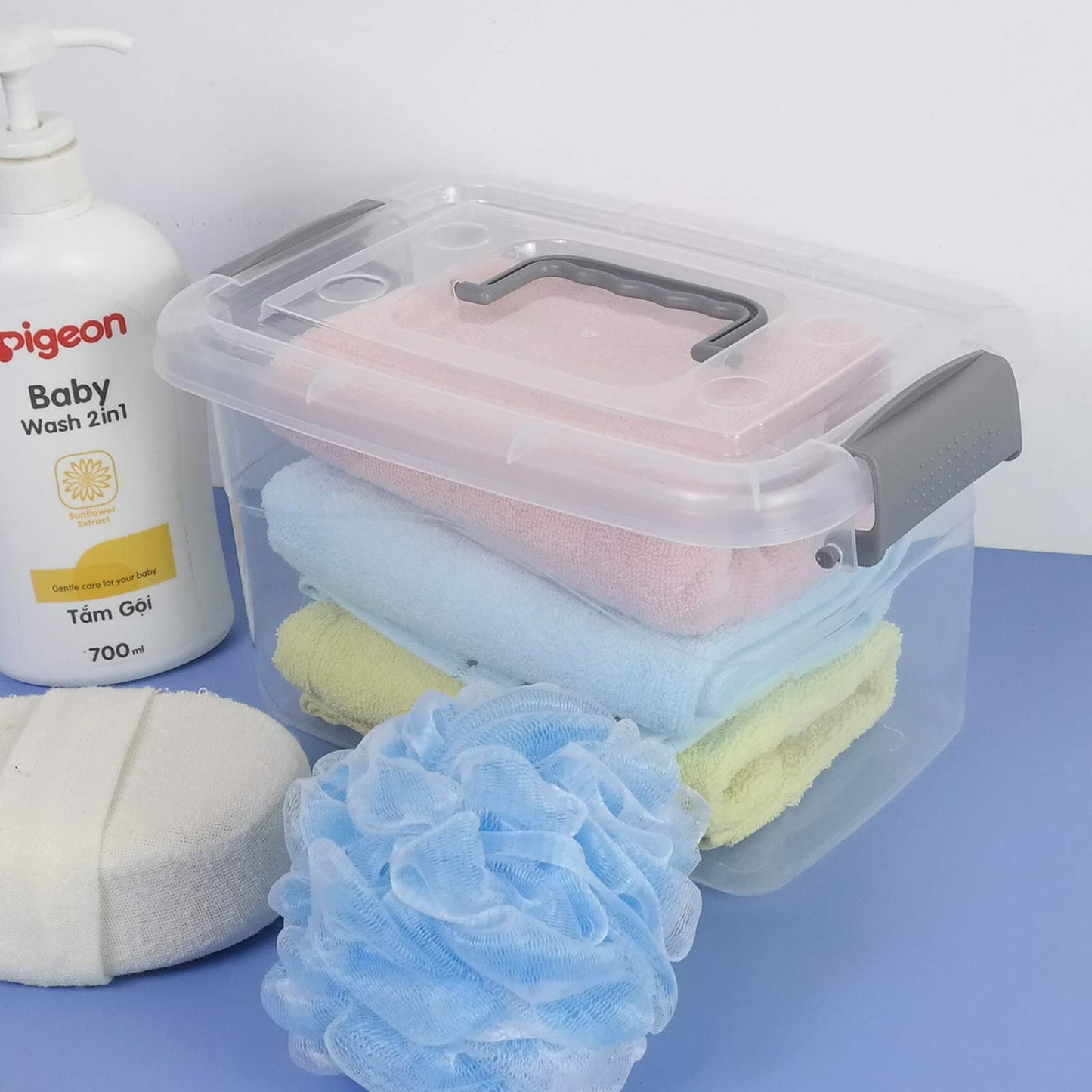 Joyeen Clear Storage Boxes, Small Plastic Storage Boxes with Lids, Set of 6