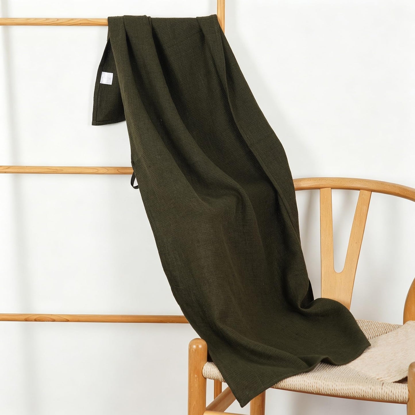 HSOFTIFY 100% Pure Linen Waffle Weave Bath Towel with Hanging Loop, Green