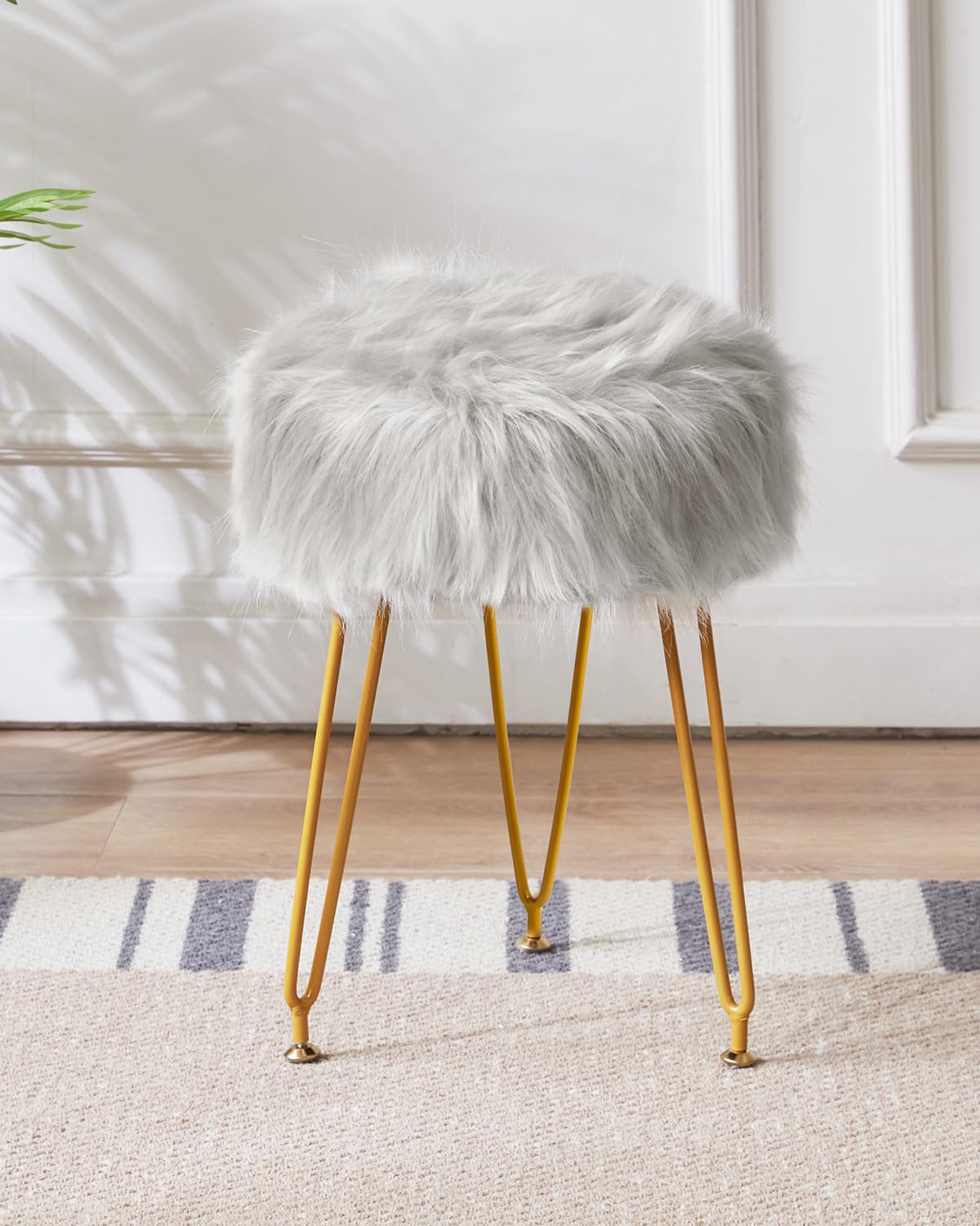 IBUYKE Faux Fur Vanity Chair, Furry Makeup Stool Ottoman, Gray L/G-32G