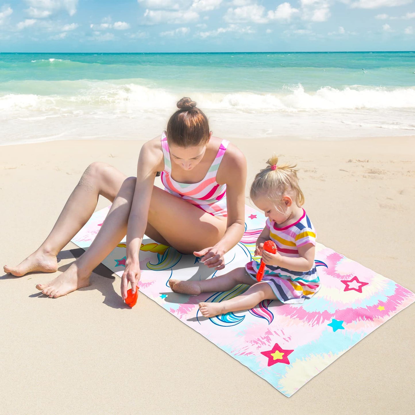 WERNNSAI Unicorn Microfibre Beach Towel for Kids, 76 x 150cm Bath Towel