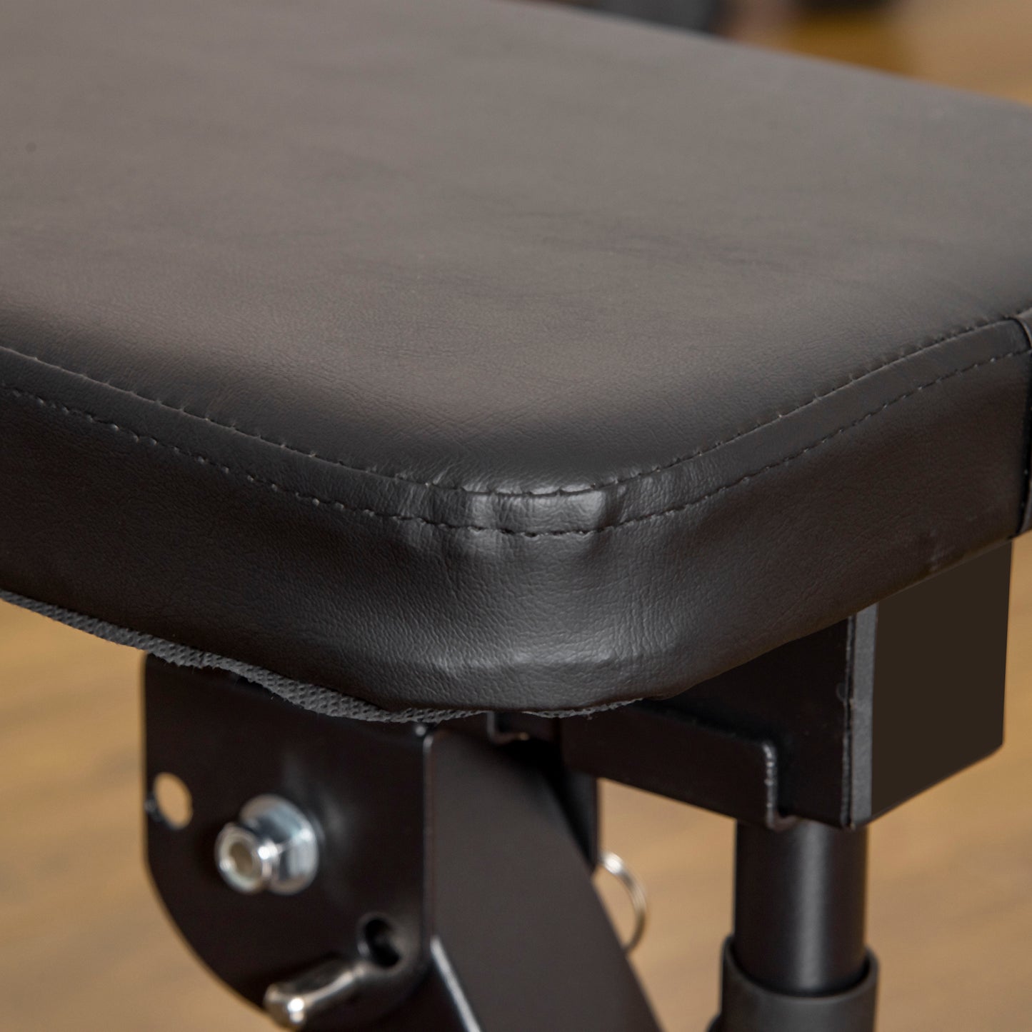 HOMCOM Adjustable Weight Bench with Barbell Rack and Dip Station, Black