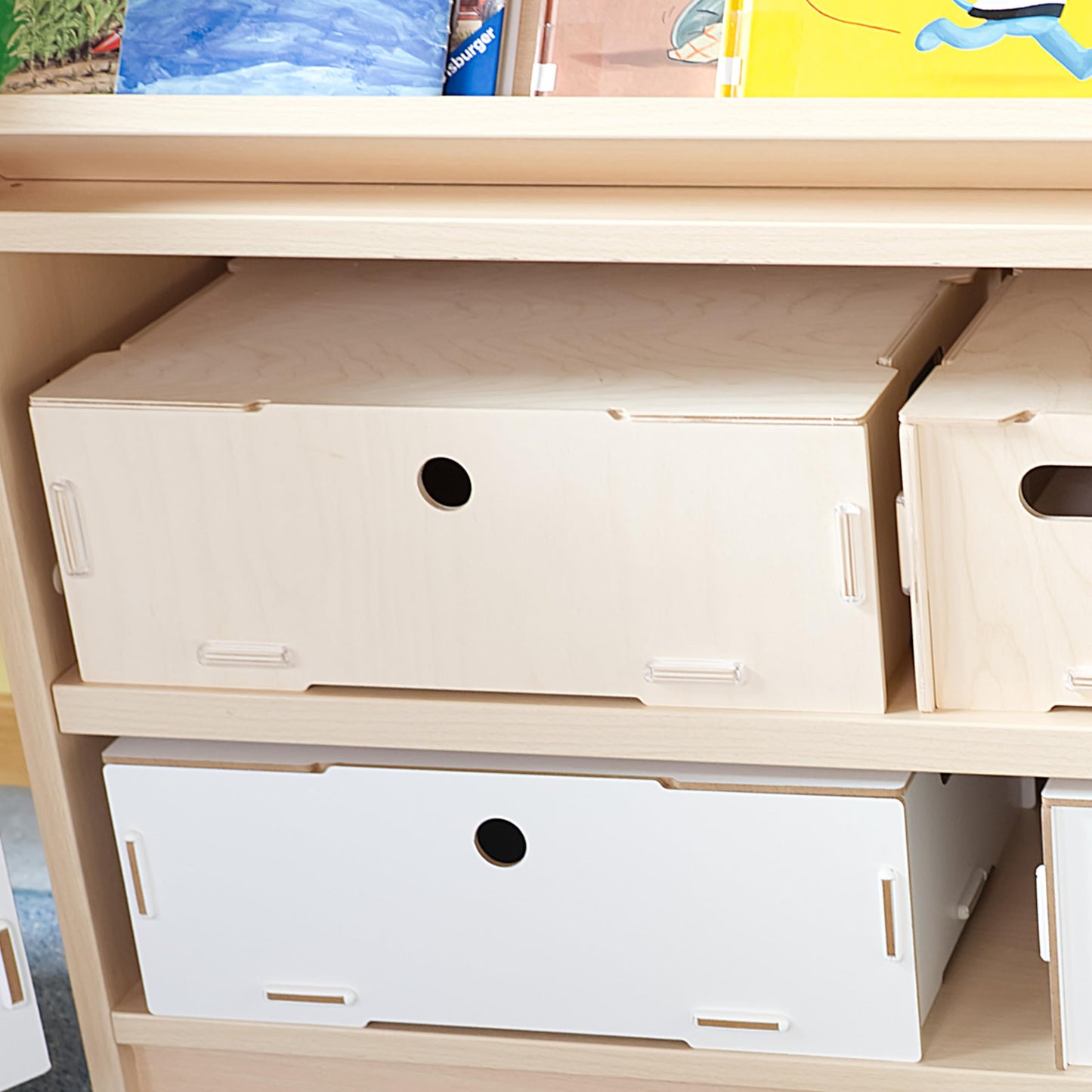 clipfritz - Wooden Storage Box with Lid (39 x 29 x 14 cm) - Rustic Birch - Stackable, Portable, Organiser Box for Children's Room
