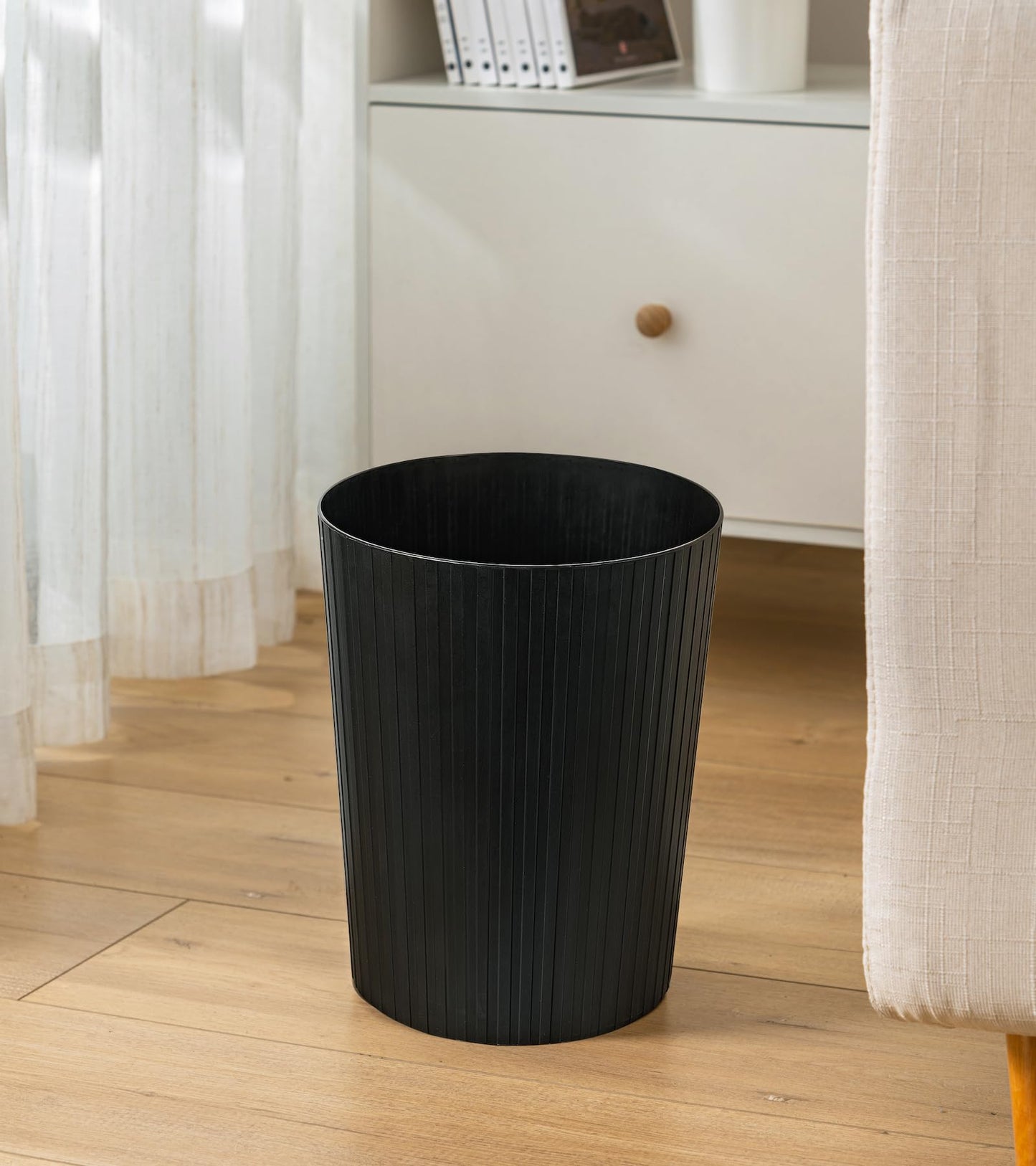 Cetomo 7.2L*3 Plastic Waste Paper Bin, Trash Can, Small Bins, Bedroom Bin, Round Waste Basket with Solid Stripe for Kitchen Rooms, Nesting, Matte