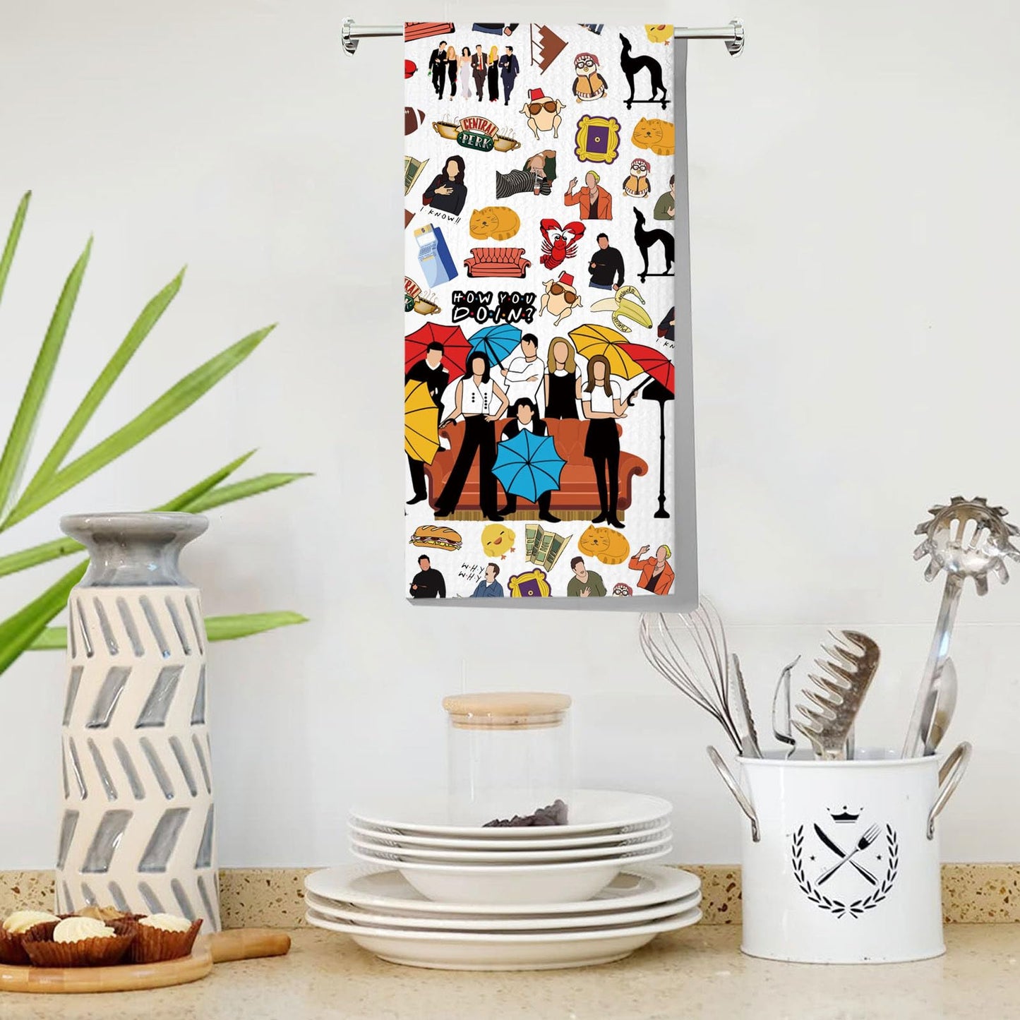 LEVLO Friend TV Show Kitchen Towel Rachel &Ross &Phoebe &Joey &Monica &Chandler Fans Gift Central Park Character Tea Towel Housewarming Present