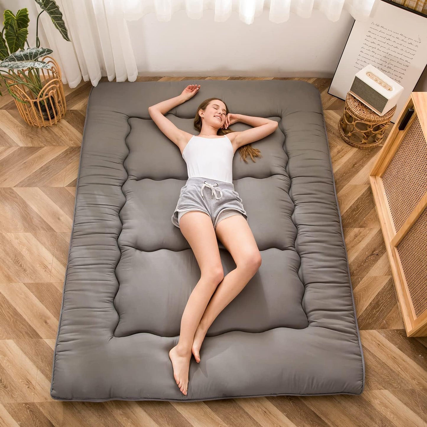 MAXYOYO Japanese Floor Futon Mattress, Thicken Tatami Sleeping Pad Foldable Roll Up Dormitory Mat Pad Floor Lounger Pillow Bed (Charcoal Grey, Double)