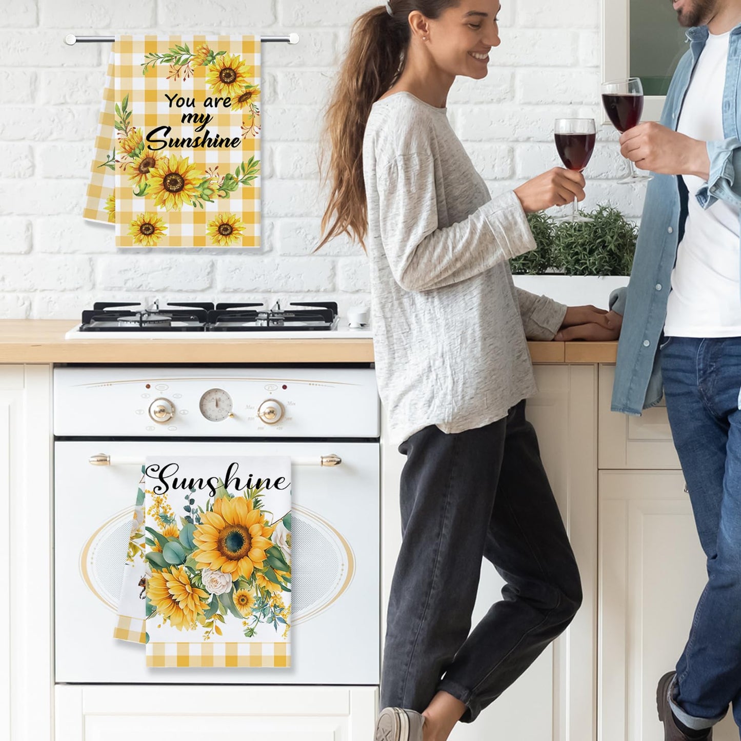 Sunflower Kitchen Towels, Microfiber Tea Towel, Soft Absorbent Quick Dry Reusable Dish Towel Set of 4, Hand Towels for Kitchen Drying