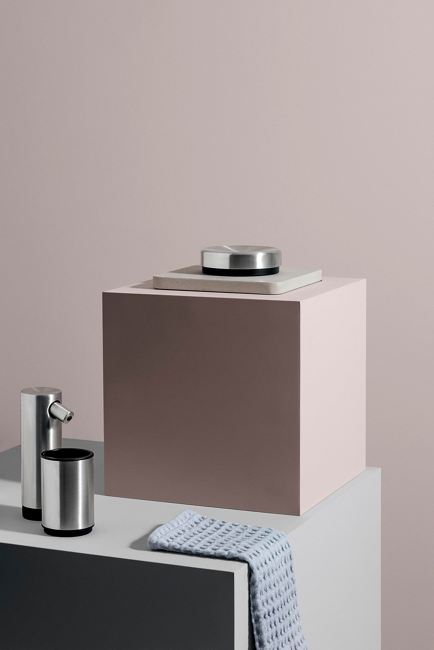 Blomus Caro hand towel, microchip, width 50 cm, depth 100 cm