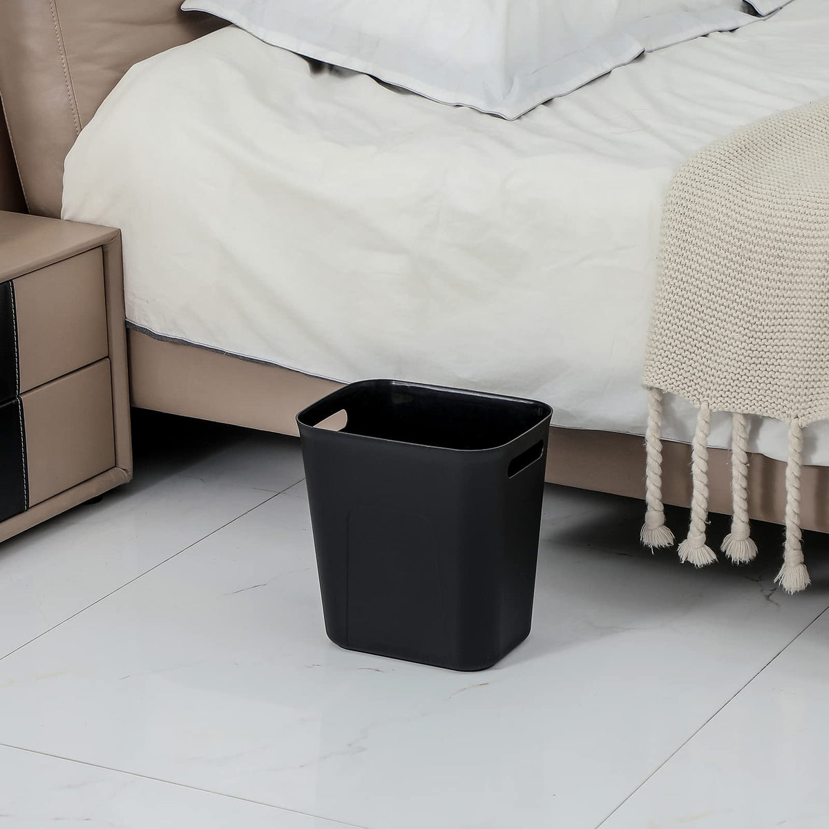 UUJOLY Plastic Trash Can Wastebasket, Garbage Container Basket for Bathrooms, Kitchens, Offices, Kids Rooms, Black, 3.5 Gallon, 2 Pack