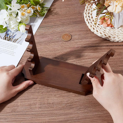 NBEADS 4-Tier Wooden Wand Display Holder, 18x6.9x18cm Wizard Wand Stand Magic Wand Display Sword Stand for Desktop Display Decoration Collection