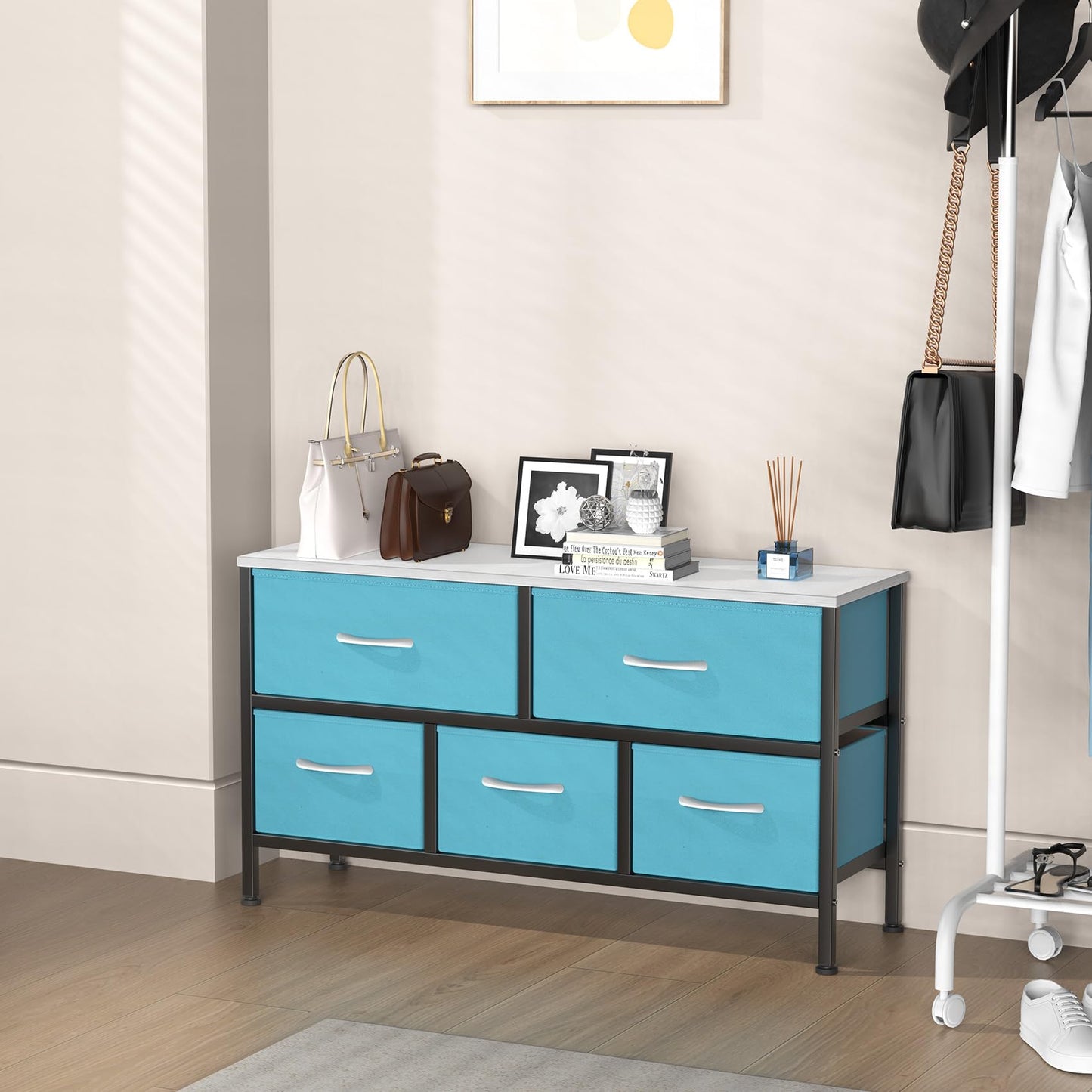 Feonase Bedroom Chest of Drawers, 5 Fabric Drawers Dresser with Metal Frame and MDF Top Board, Modern Storage Unit for Bedroom Living room, Entryway