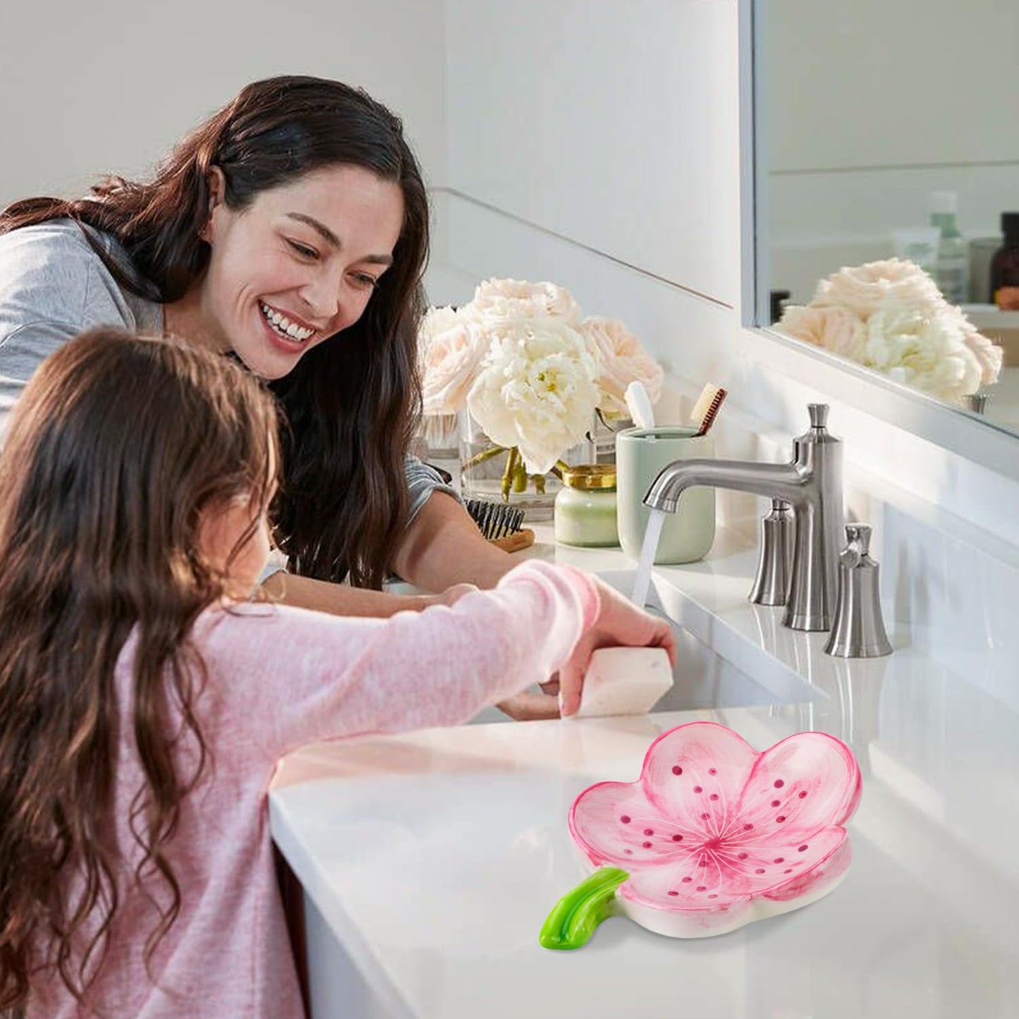 HuaLiSiJi Ceramic Soap Dish with Flowers Ceramic Soap Dish Leaf with Drainage for All Common Sizes Solid Soaps (Pink)