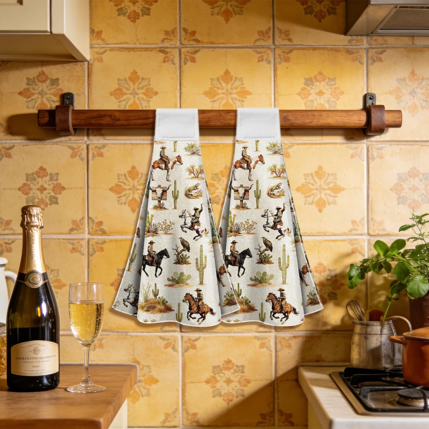 CUTHOLLOW 2 Pcs Wild Cowboy Hanging Kitchen Towels with Loop