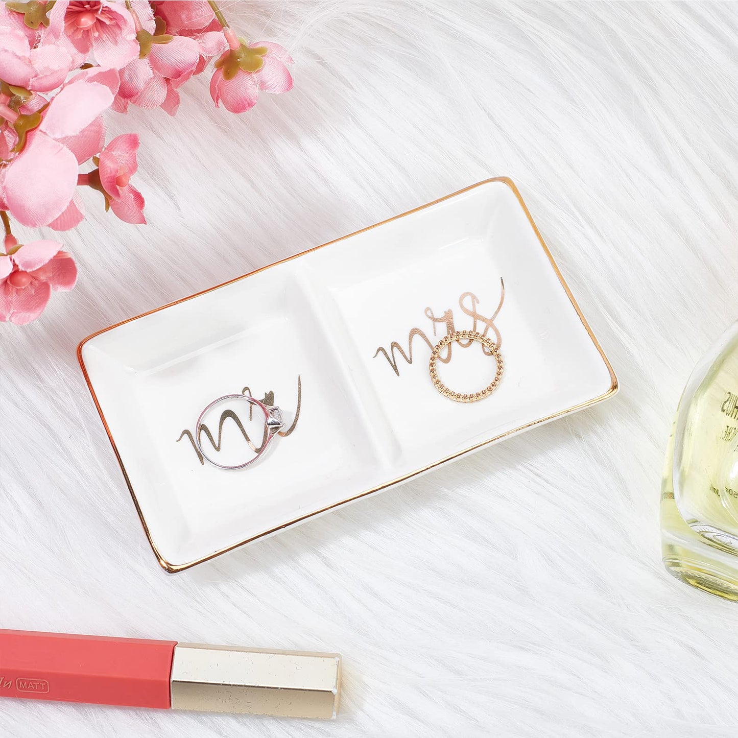 NICENEEDED Mr & Mrs Ring Dish, Two Section Trinket Tray for Wedding Engagement Rings Couples Gifts