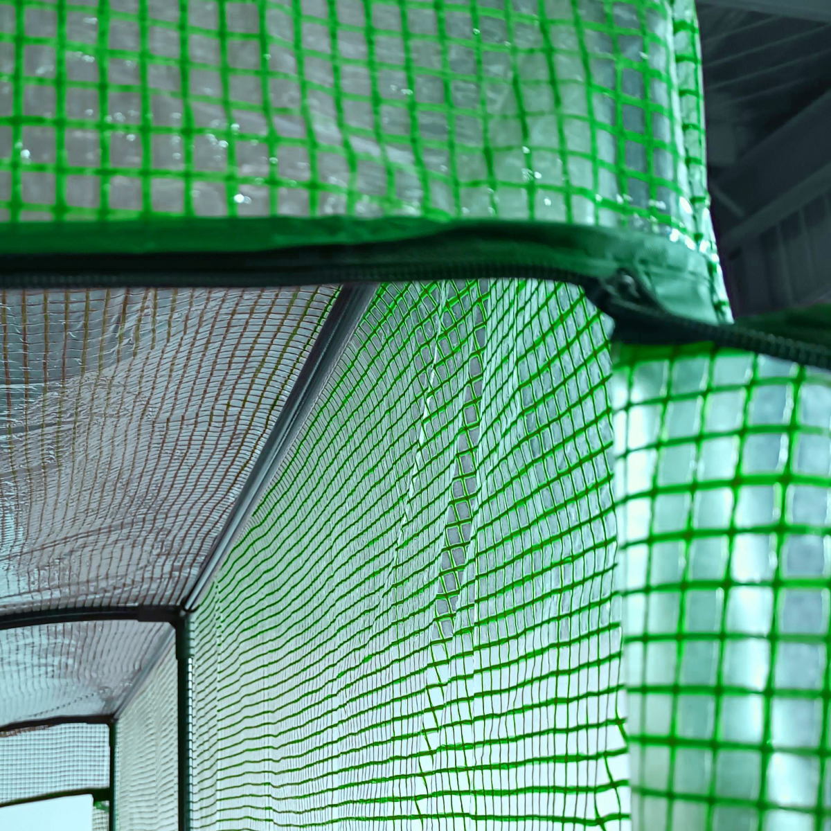 Walk-In Lean to Wall Greenhouse Window&Door 200Lx 100W x 215Hcm Green Outsunny
