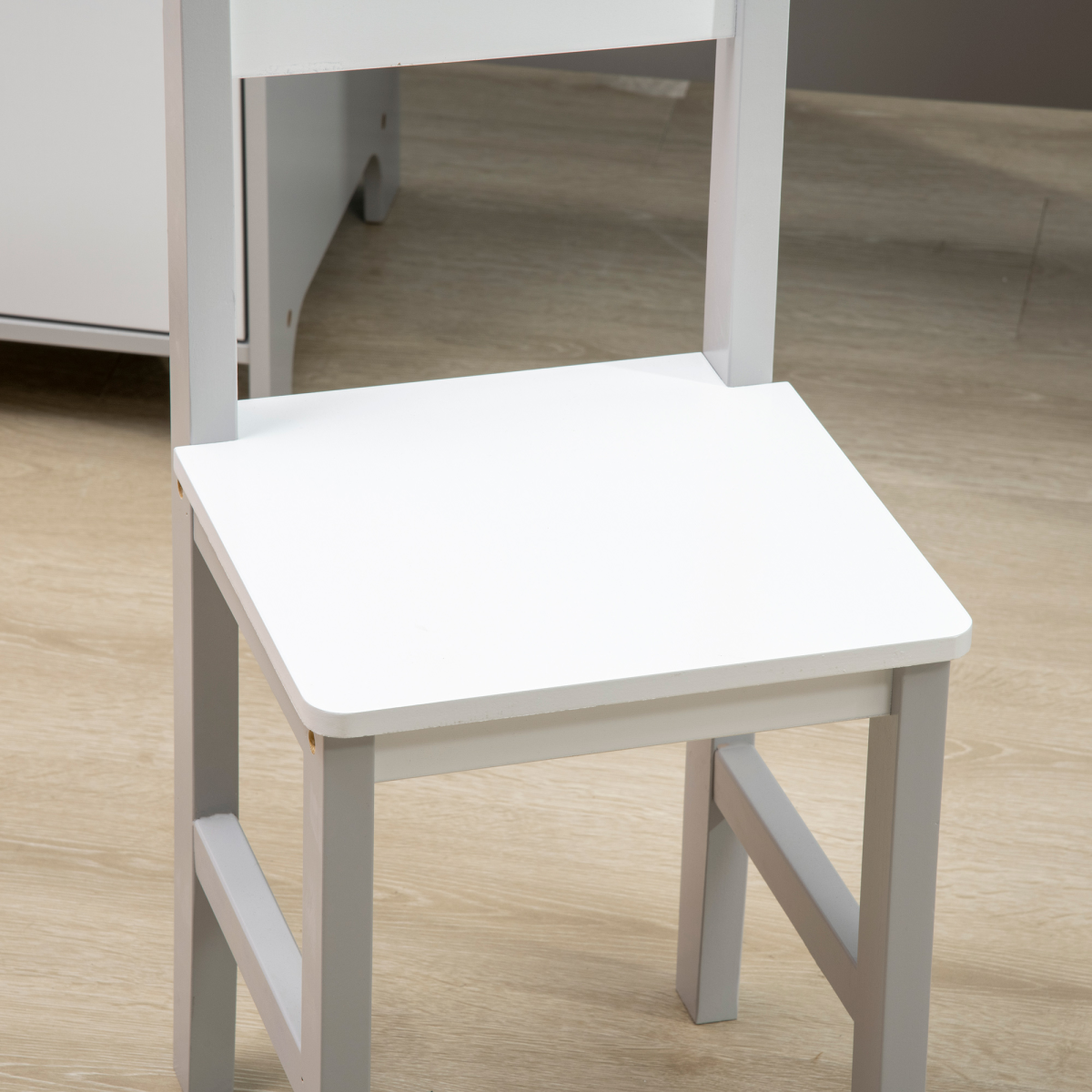Kids Desk and Chair Set
