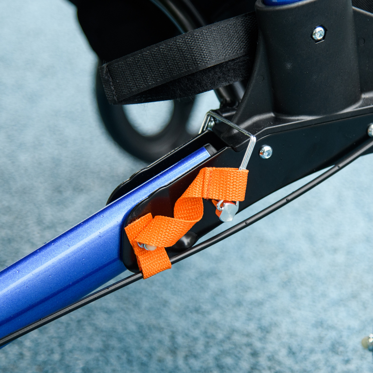 4 Wheel Rollator Walker with Seat Adjustable Mobility Walker with Bag, Blue