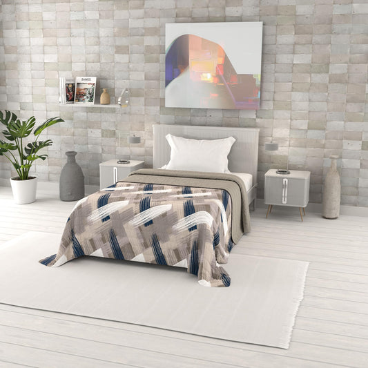Italian Bed Linen Fantasy Printed Summer Quilt, Polyester Filling, Pennellate, 170 x 270 cm