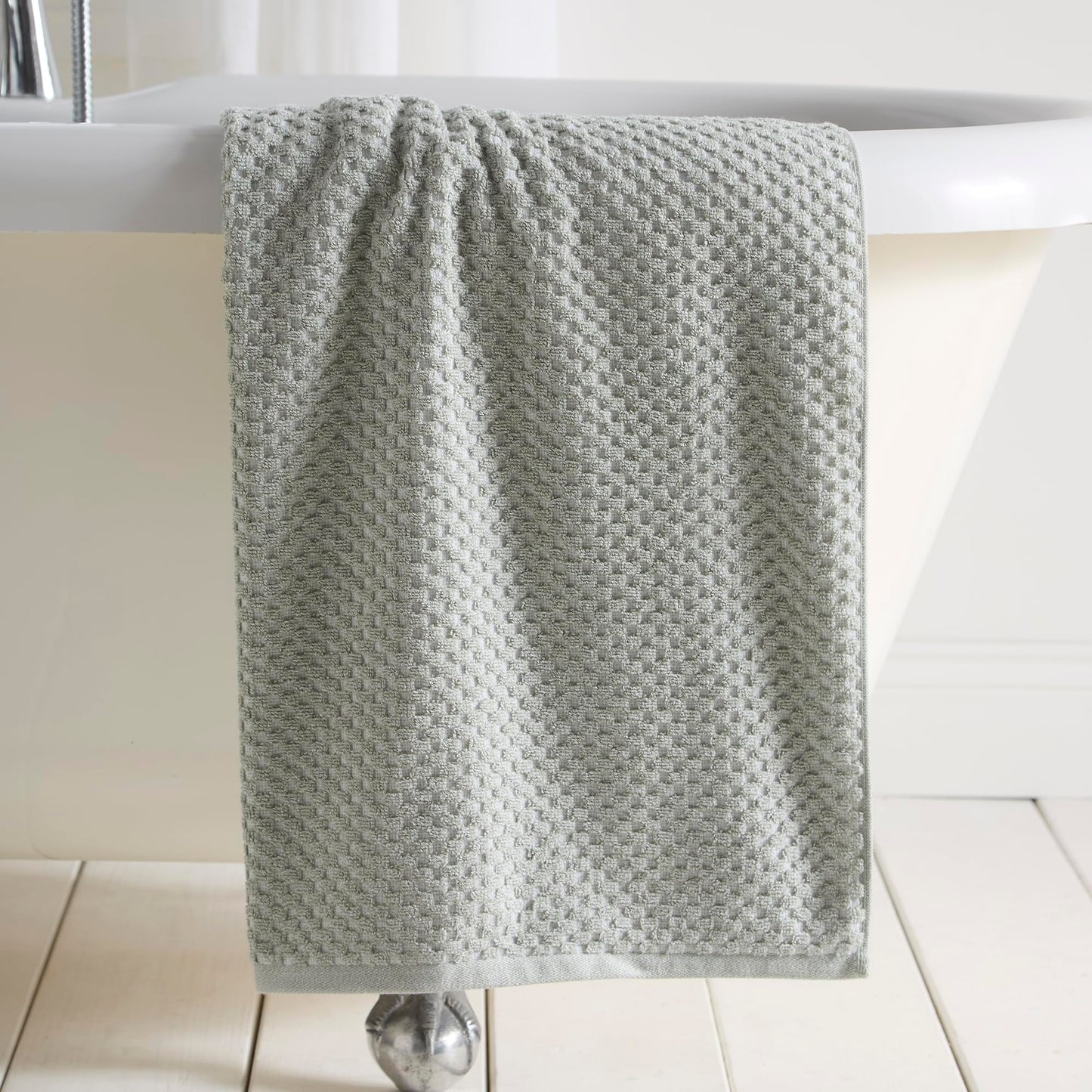 Dreams & Drapes Popcorn Check Hand Towel Green – Soft Absorbent 100% Cotton Jacquard Check Bathroom Towel, Quick‑Dry