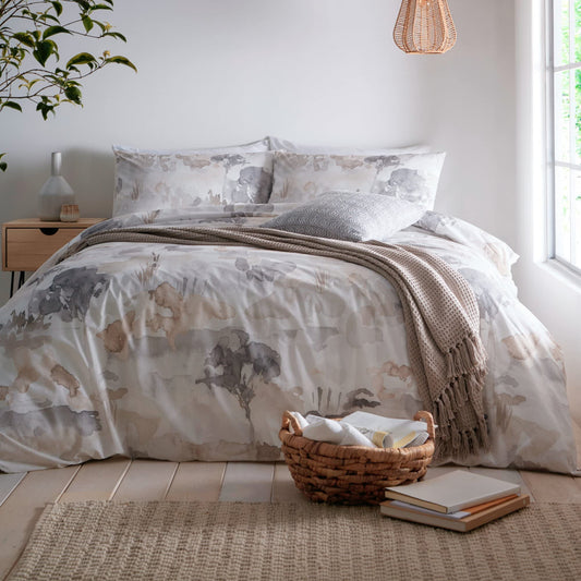 Appletree - Linen Landscape Duvet Cover - King Bedding Size (230 x 220cm) - Soft 100% Cotton - 2 Pillowcases - Watercolour Art Bedding in Natural -