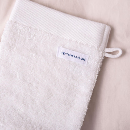 Herding Tom Tailor Wash Mitts Set of 6 16 x 21 cm 100% Cotton Terry Cloth with Hanger and Label with Logo, Colour Bath Towel White Crisp White
