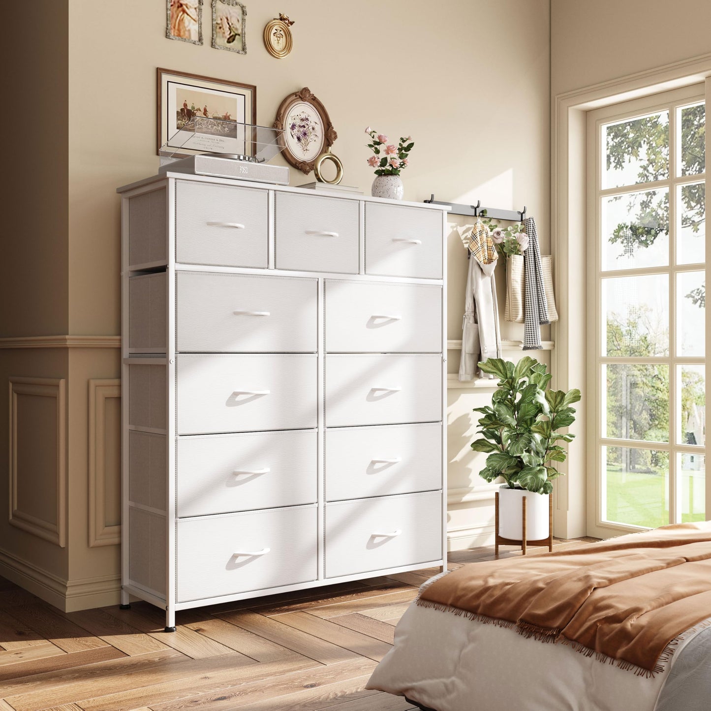 Flrrtenv Chest of Drawer with 11 Drawers, Modern Bedroom Cabinte, Fabric Drawers with Wooden Top, Sturdy Metal Frame, Tall White Hallway Storage Unit