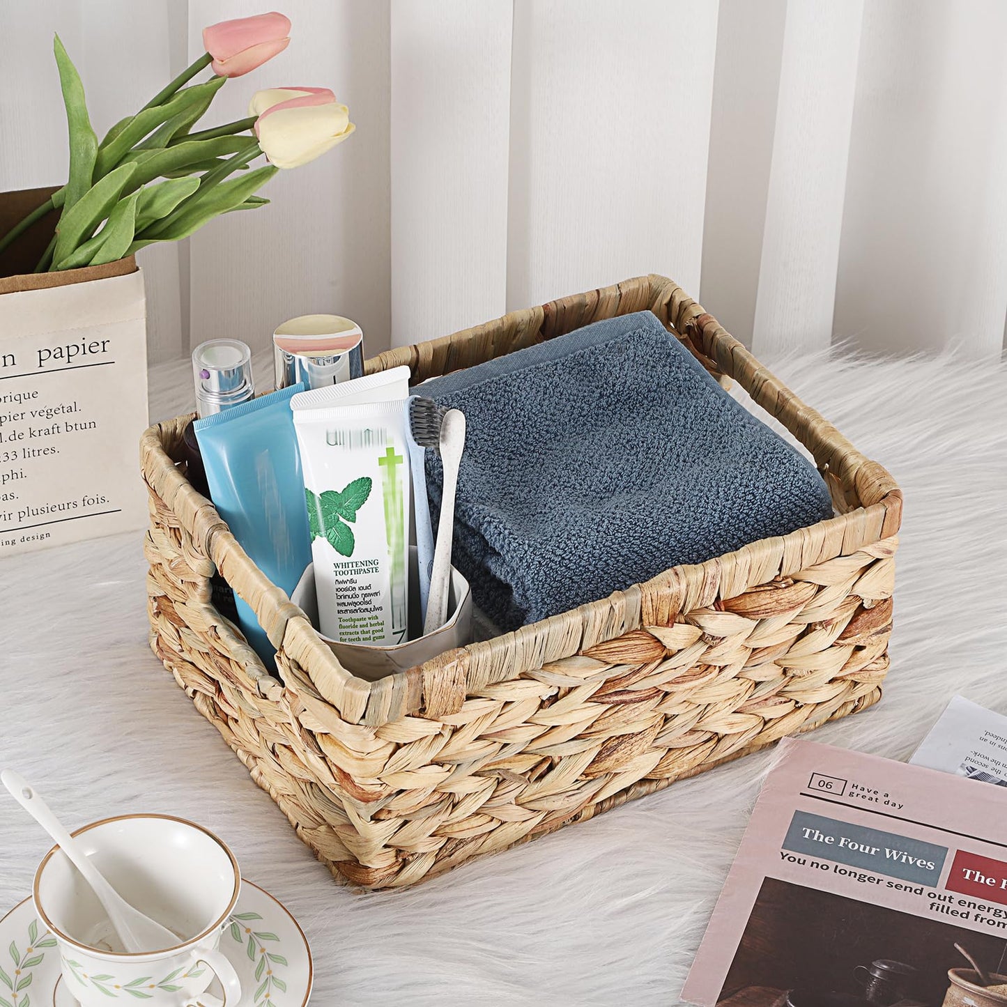 OGANAZI Natural Water Hyacinth Baskets with Handles, 30.5 * 23 * 13cm