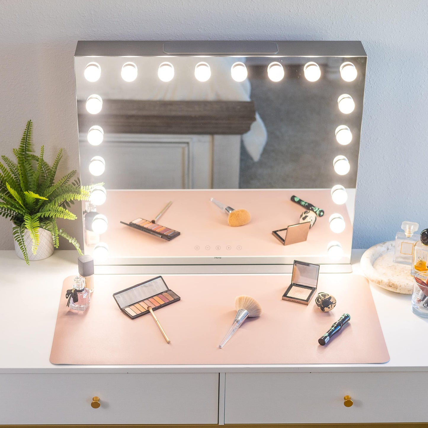 Makeup Mat for Vanity Top Protector, Cover Work Table Waterproof, Oilproof Dustproof Smooth and Soft, Pink 31.5" x 15.7" from NemoHome