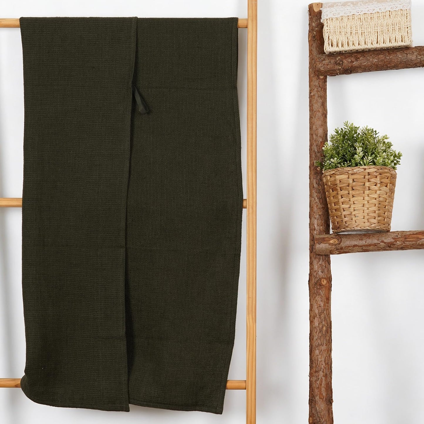 HSOFTIFY 100% Pure Linen Waffle Weave Bath Towel with Hanging Loop, Green
