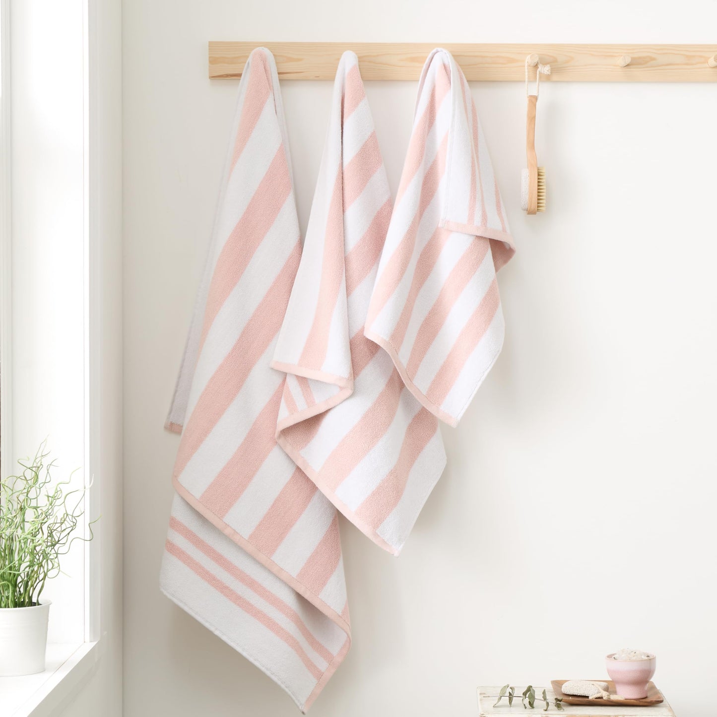 Bianca Reversible Stripe 70x127cm Cotton Jacquard Bath Towel Blush Pink