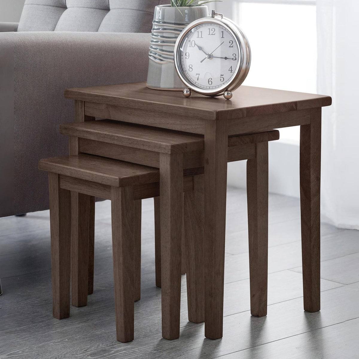 Julian Bowen Cleo Nest of Tables Set of 3, Nesting Oak Side Table for Living Room, Stacking End Table for Small Spaces, 46 x 48 x 33 cm
