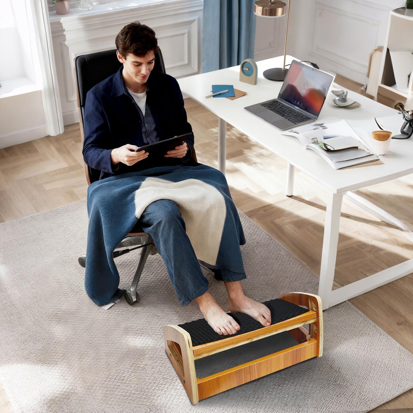 Umtiti Foot Rest with Pebble Massage Surface. Wooden Under Desk Adjustable Ergonomic Foot Stool