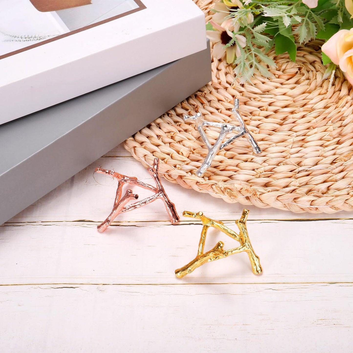 sourcing map Alloy Crystal Ball Display Holder Egg Sphere Stand Gold Modern Simplicity for Home Decoration