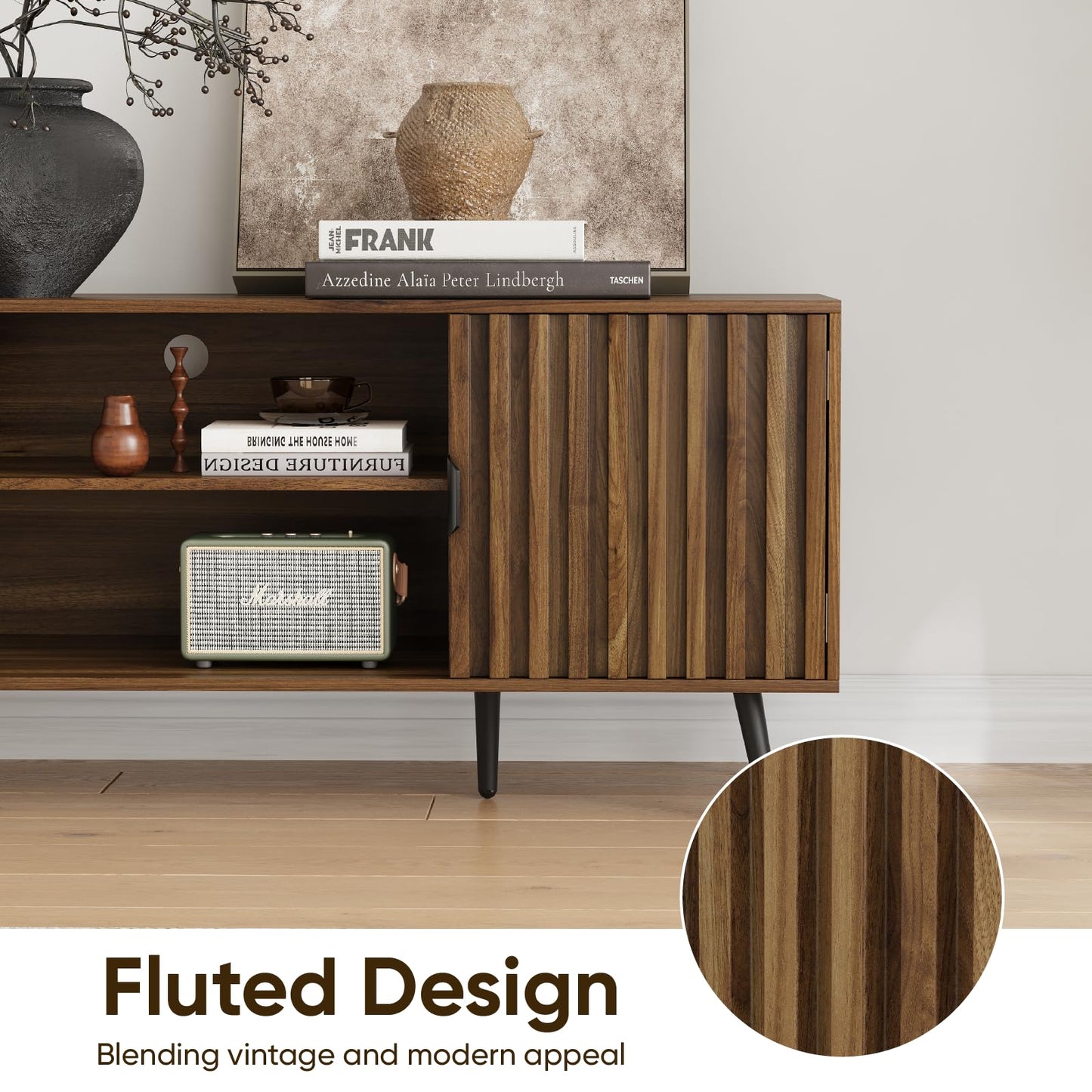 Smart FENDEE 135cm TV Stand, TV Console for TV up to 55 Inch, Mid Century Modern Entertainment Center with Fluted Doors and Adjustable Shelf for
