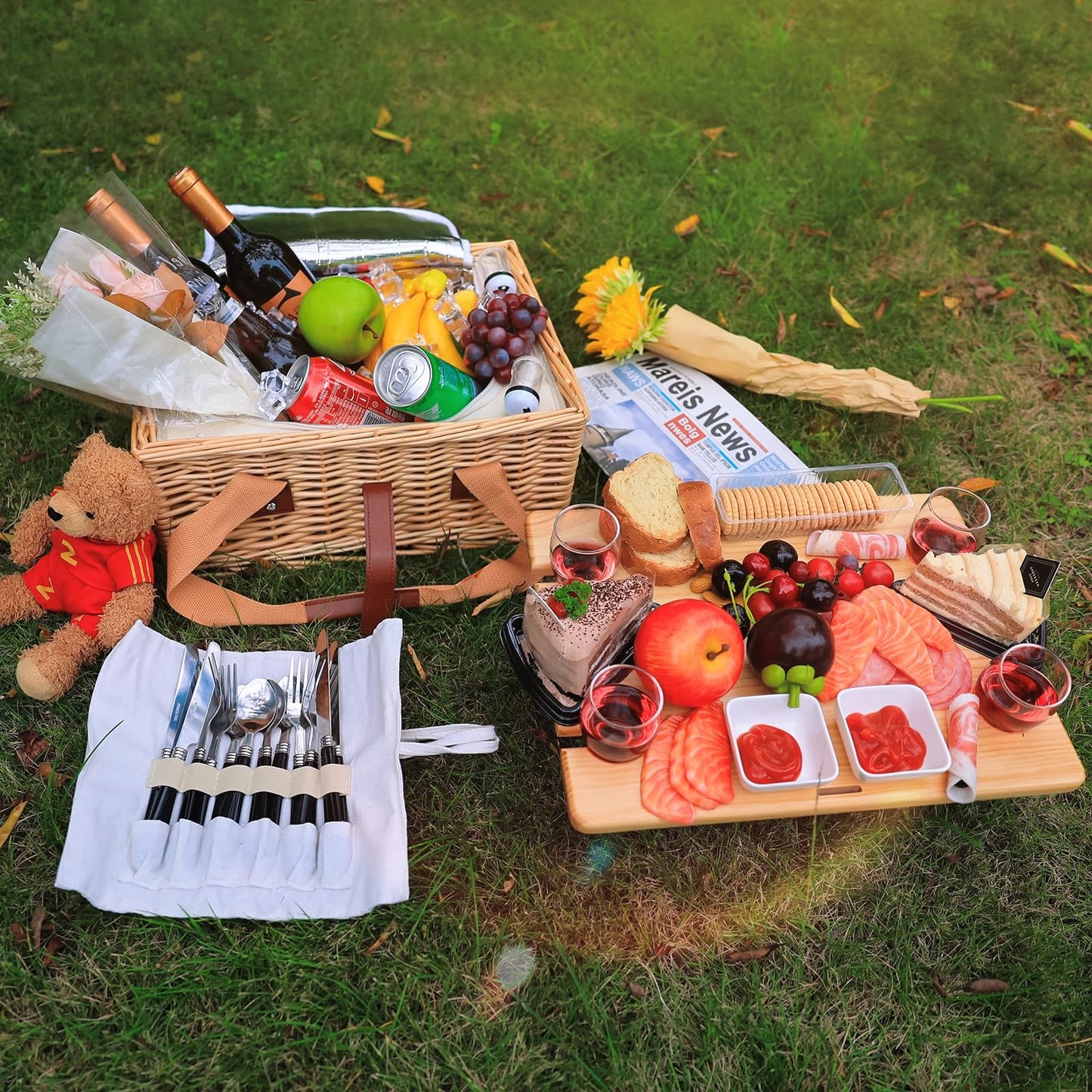 Hap Tim Wicker Picnic Basket for 4 with Mini Folding Wine Picnic Table & Large Insulated Cooler Bag & Cutlery Service Kits for 4 Person, Couples
