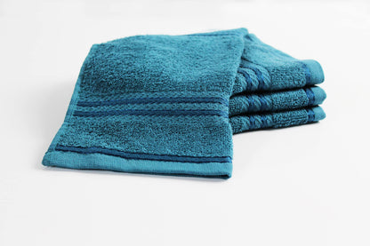 Bentley Priory Linens Supreme Face Flannels for Bathroom 500GSM Super Soft Combed Cotton Pack of 4 Absorbent and Quick Dry Face Cloth Flannel Towels