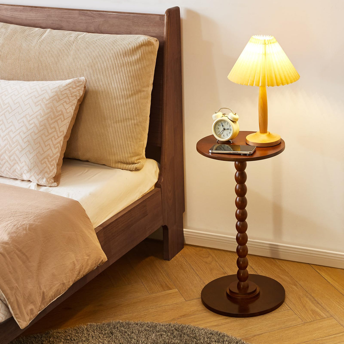Aibiju Round Side Table, Small End Table for Small Spaces, Sofa Table, Bedside Table with Solid Wood Leg for bedroom Living Room, Corners, and Office