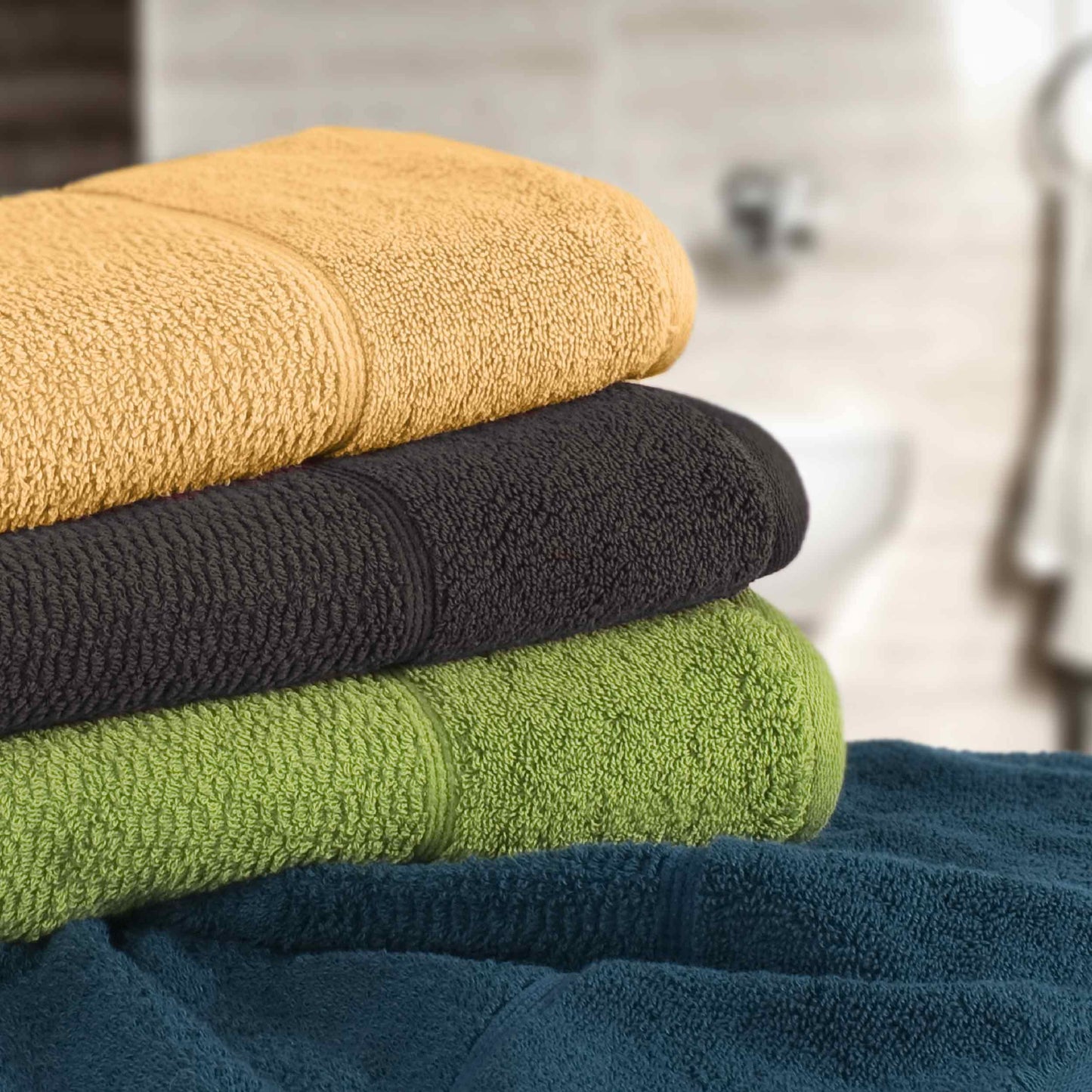 Frottana Pearl hand towel 50 x 100 cm, 100% cotton, ruby