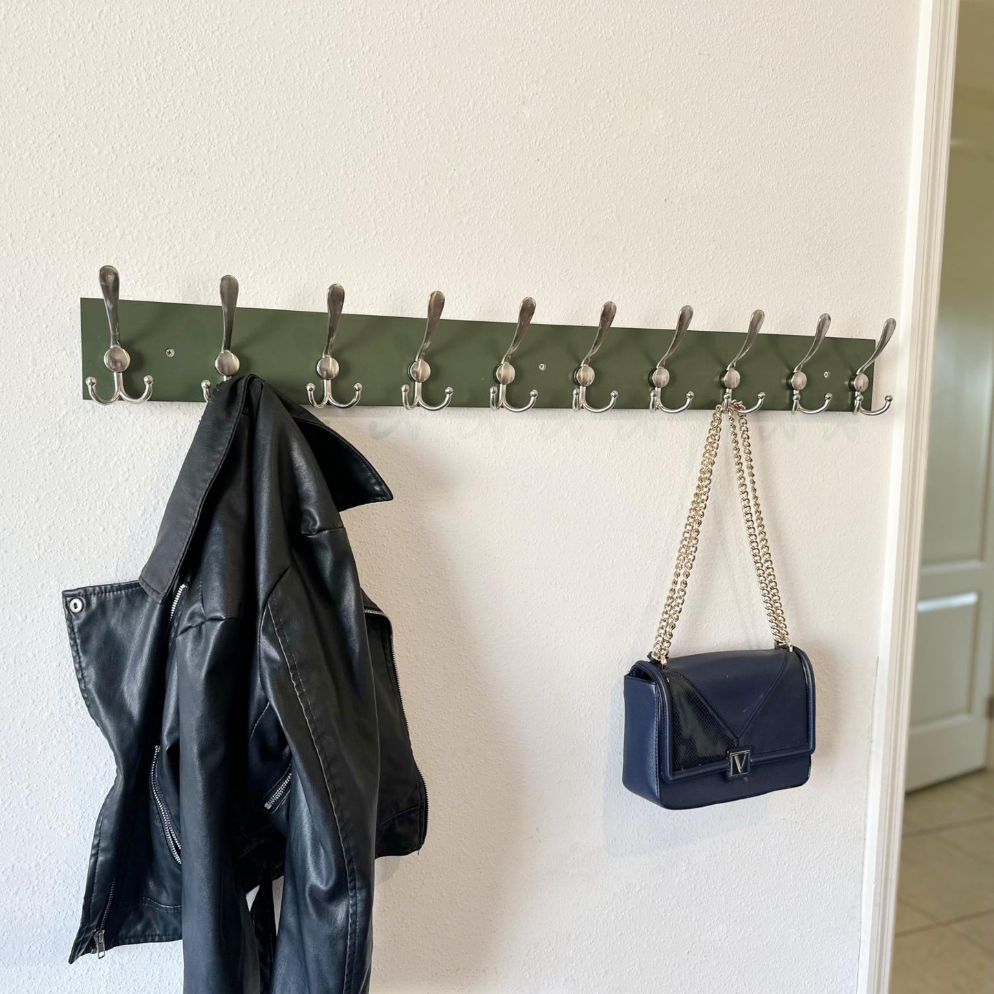 SKOLOO Creations Forest Green Solid Wood Wall Mounted Coat Rack, 10 Hooks, 97cm Long - Kitchen, Mudroom, Entryway, Bathroom