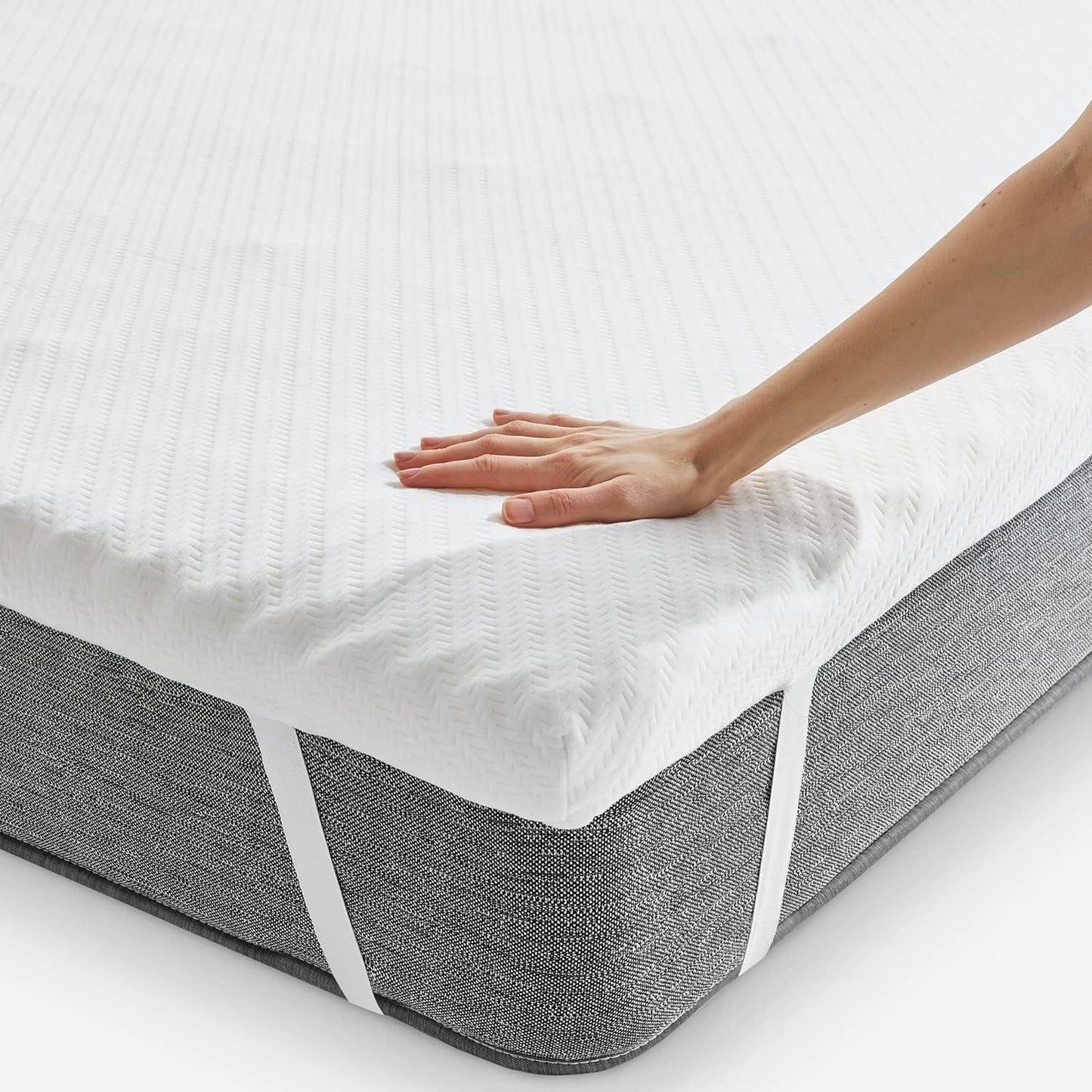 Pikolin Home Visco Elastic Hotel Topper Multiple Zone Mattress Topper 7 cm Thickness for 160 cm Beds, Removable and Breathable