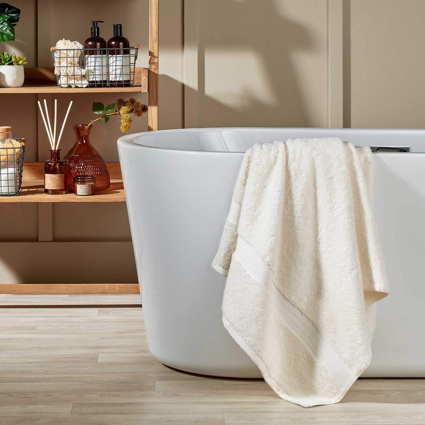 Christy Renaissance 2 Bath Towels Set | Parchment Off-White | 100% Egyptian Cotton Pile | Luxuriously Soft and Super Absorbent | 675 GSM
