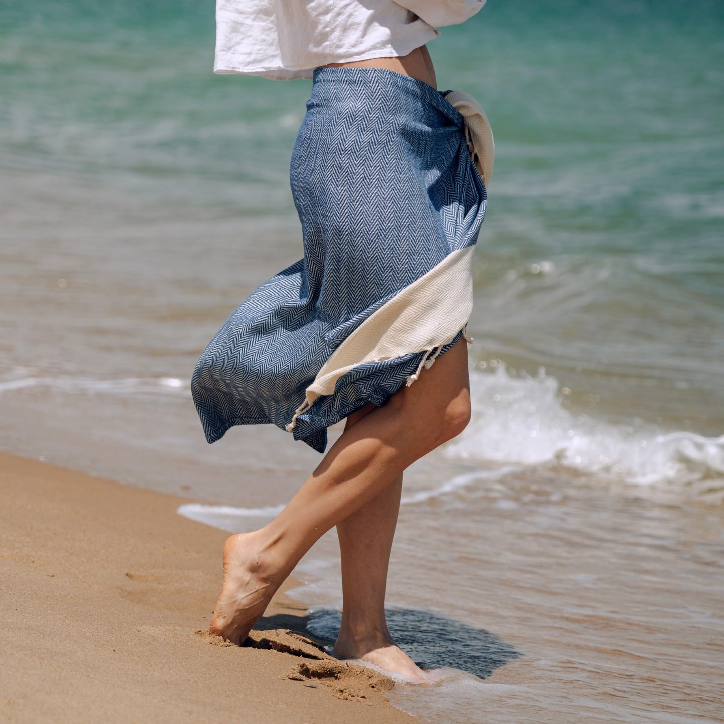 MOMOMUS Beach Towel, 90 x 170 cm, 100% Cotton, Absorbent Fouta, Blue